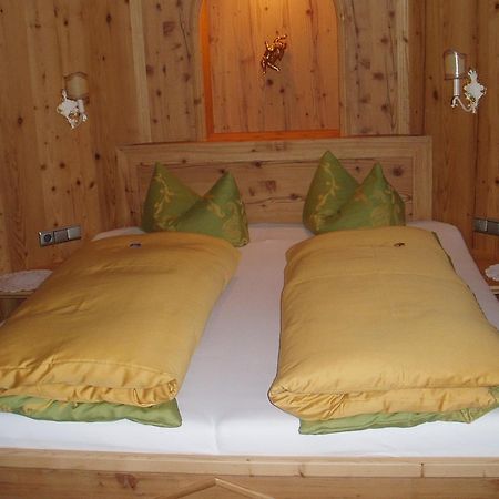 Zum Schweizerbartl Garmisch-Partenkirchen Quarto foto