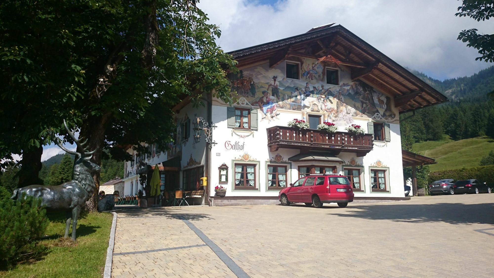 Zum Schweizerbartl Garmisch-Partenkirchen Exterior foto